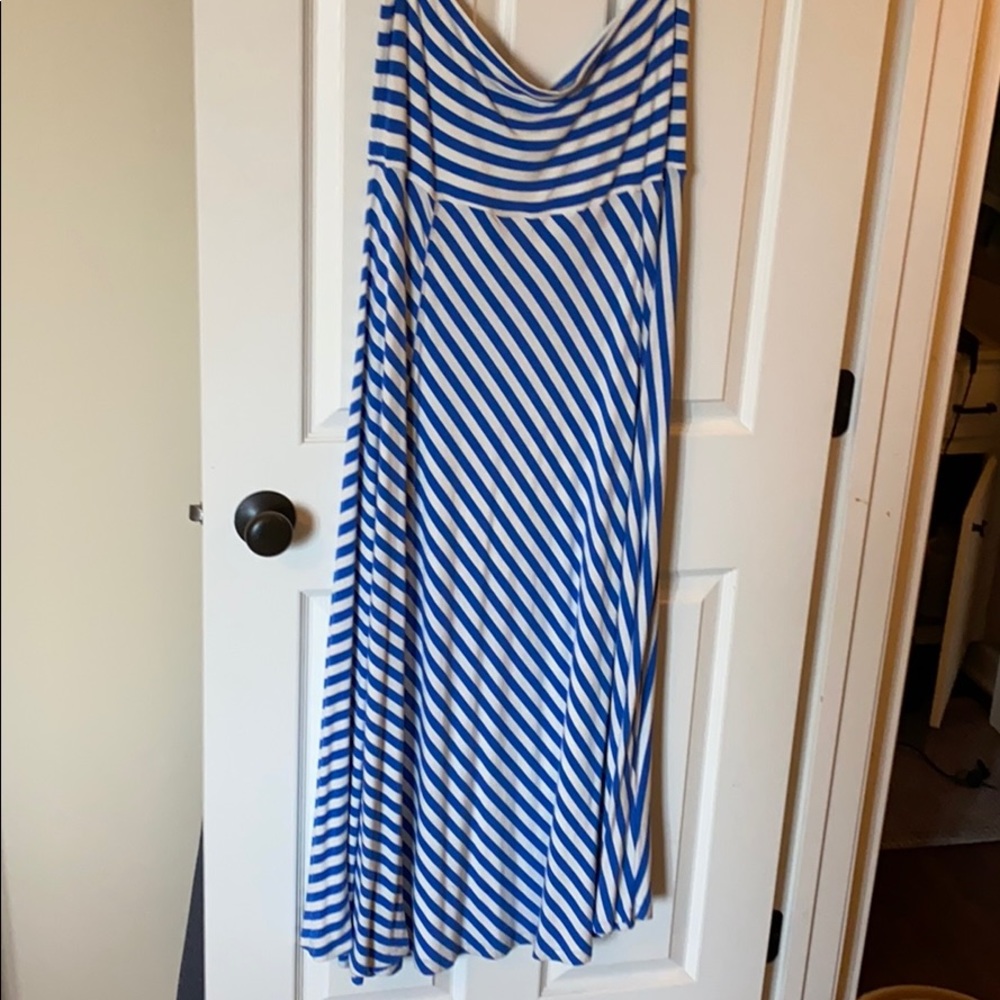 Maxi skirt/strapless dress